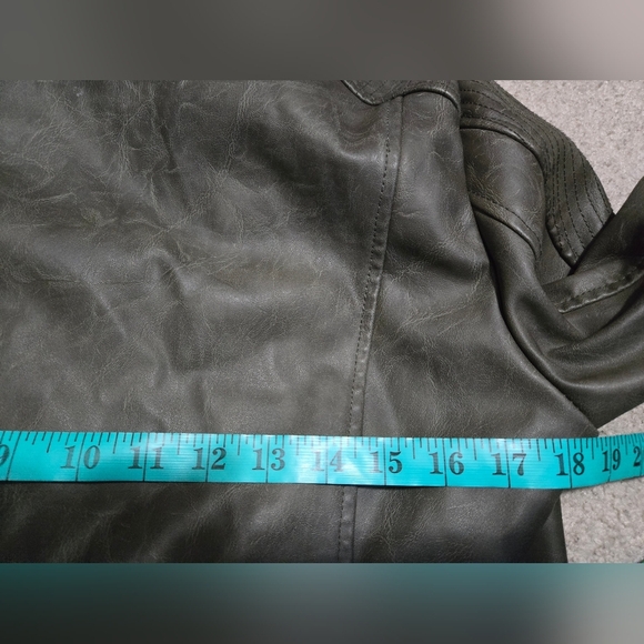 SAM EDELMAN Faux Leather Jacket with Cream Sherpa Collar. Size Large - Picture 14 of 15